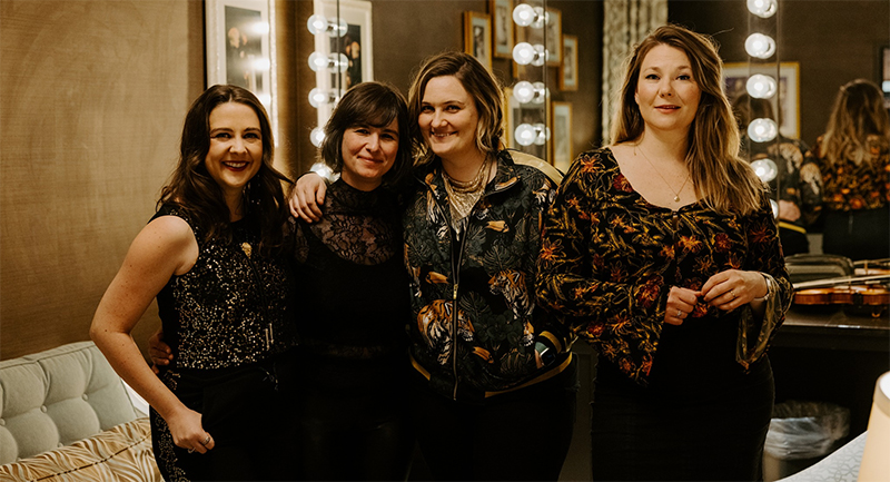 Della Mae, Evanston SPACE