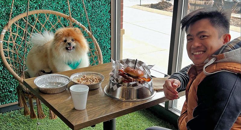 Dawg Park Grill, Glenview